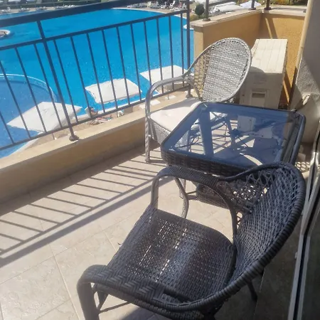 Charming At The Seaside Appartement Aheloy